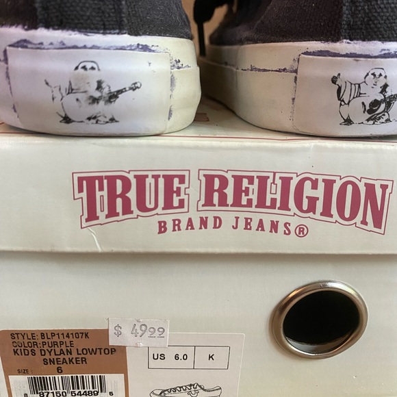 True Religion kid’s sneakers NEW 59$ USD says size 6 but fits like 5 - Picture 8 of 8